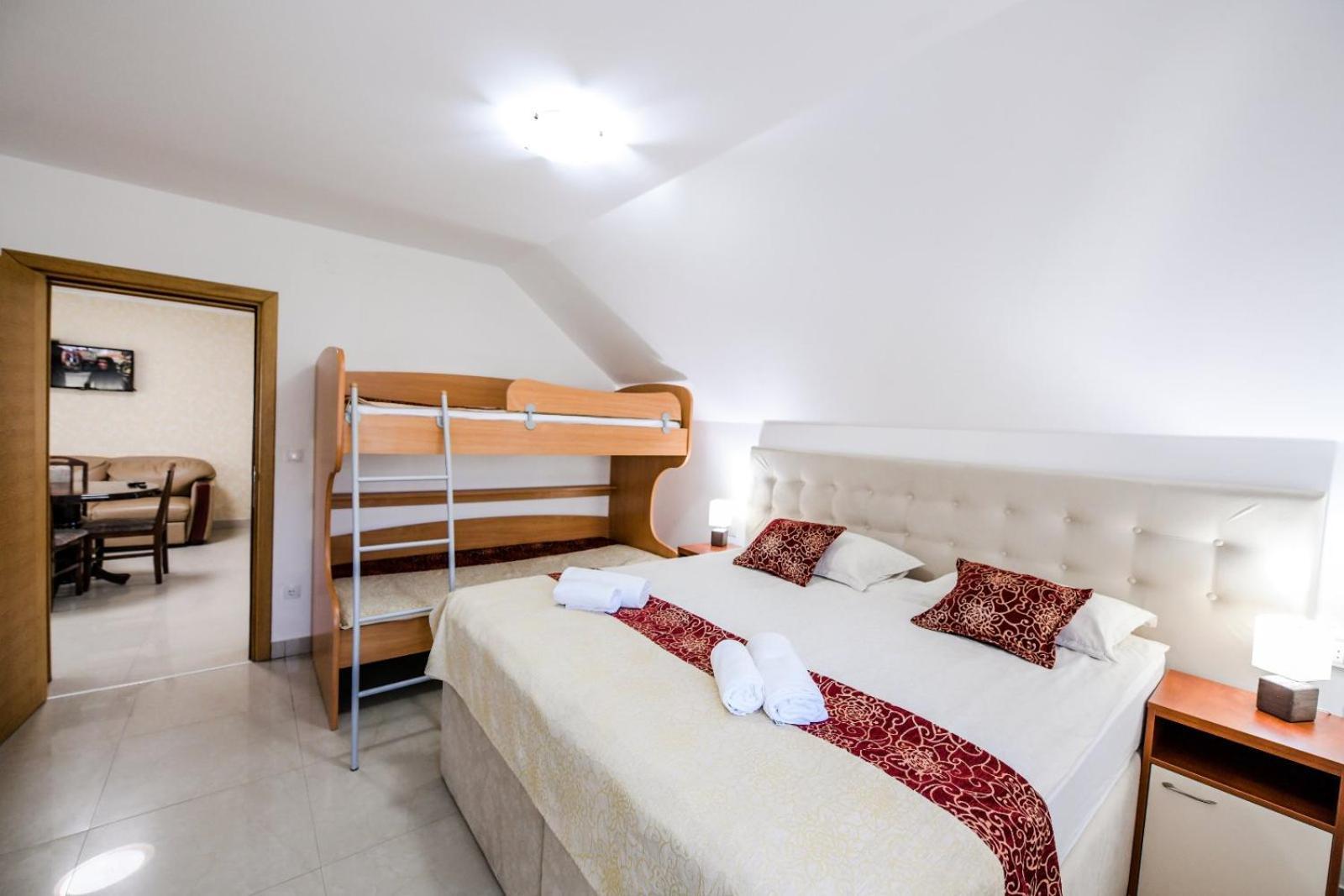 Suncani Breg Apartments Vrdnik Cameră foto