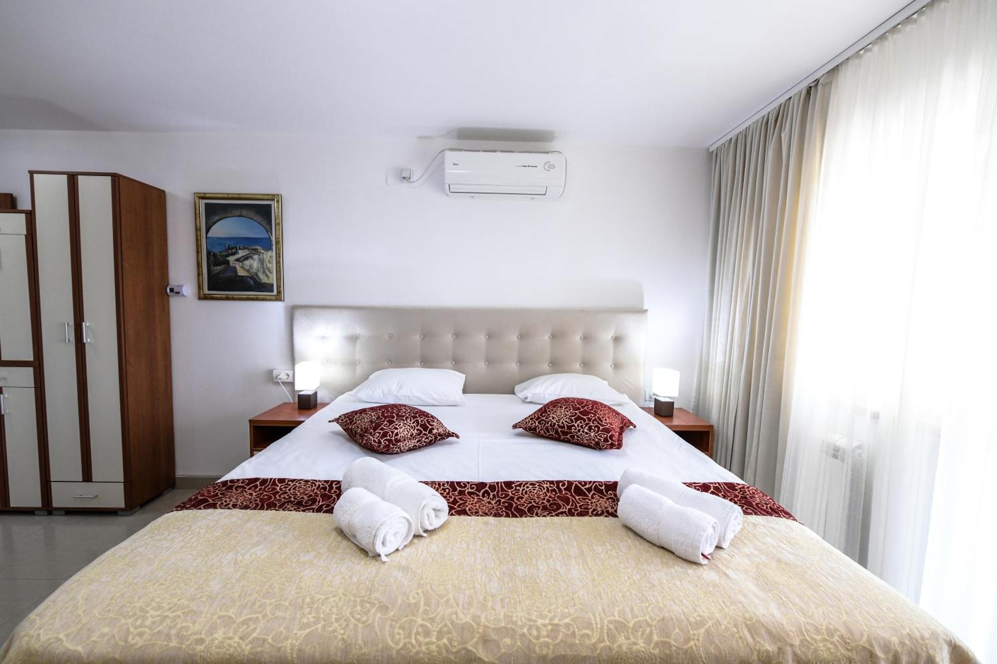 Suncani Breg Apartments Vrdnik Cameră foto